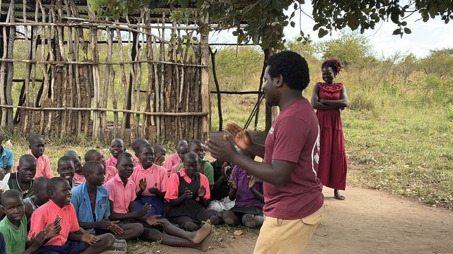 Teaching children outdoors